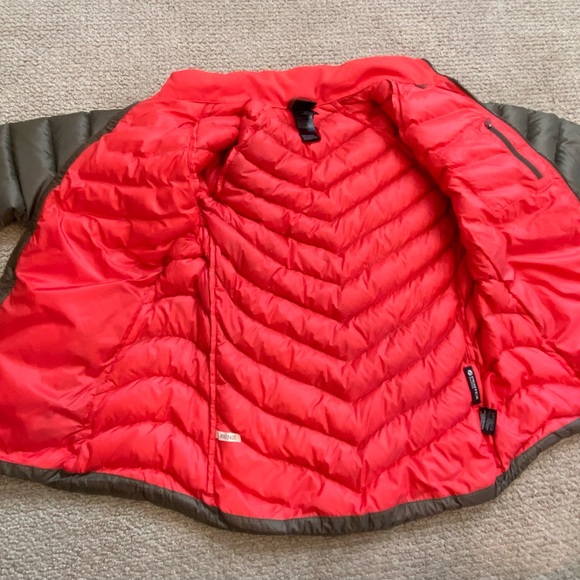The North Face Women’s Thunder Jacket - Picture 5 of 15